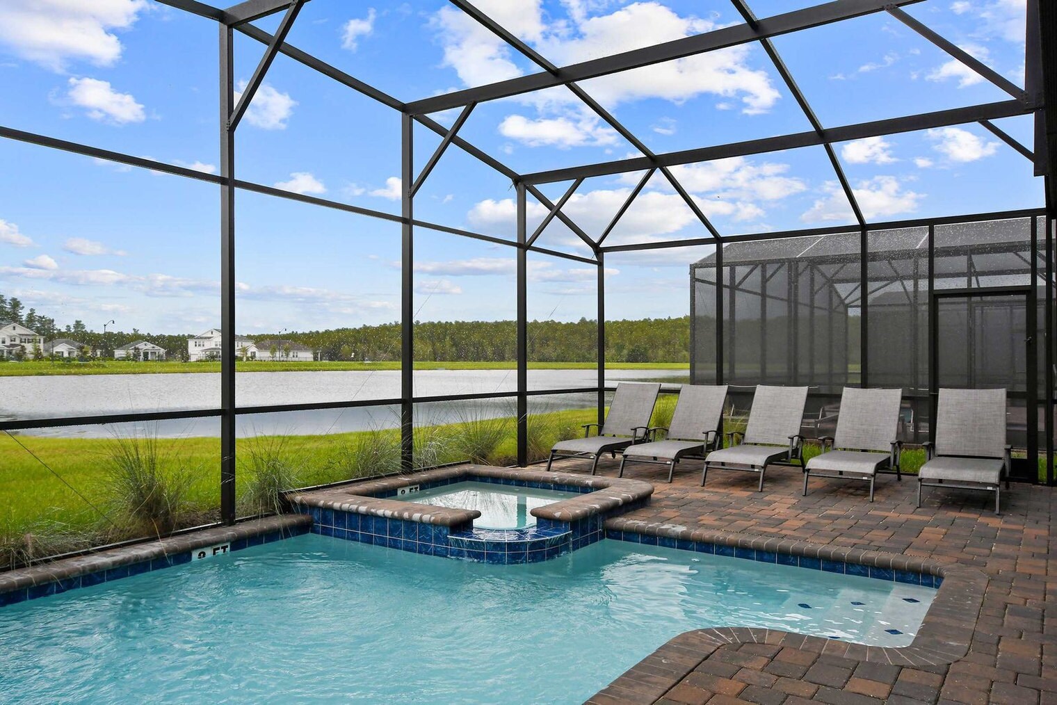 Building Photo - 2873 Bookmark Dr