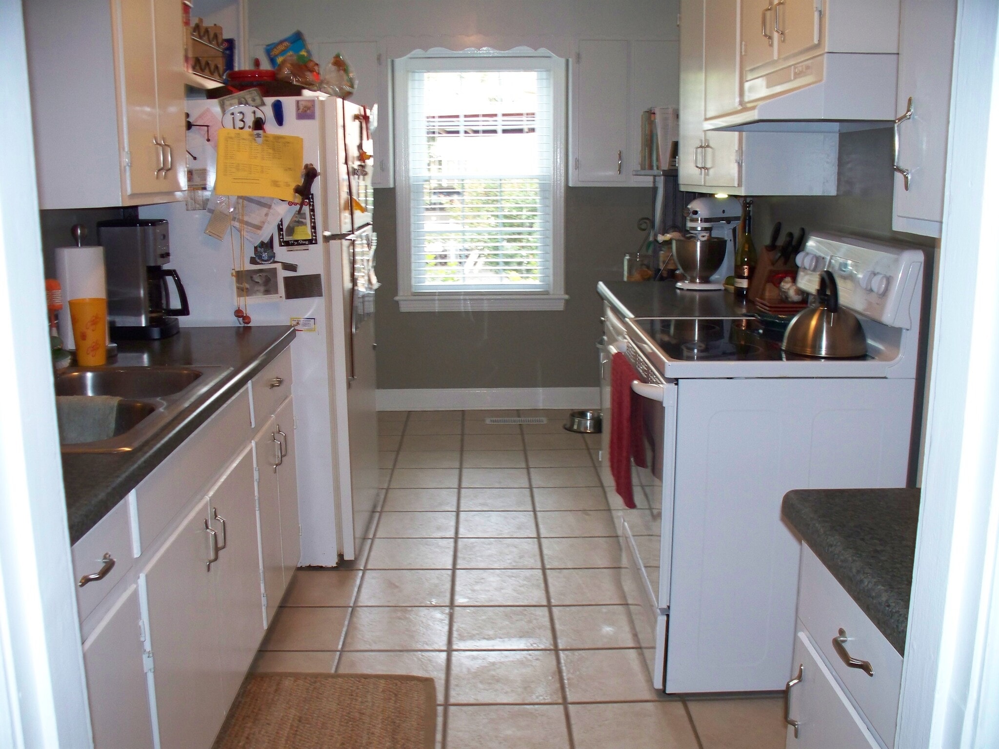 Galley kitchen - 1416 Williams Road