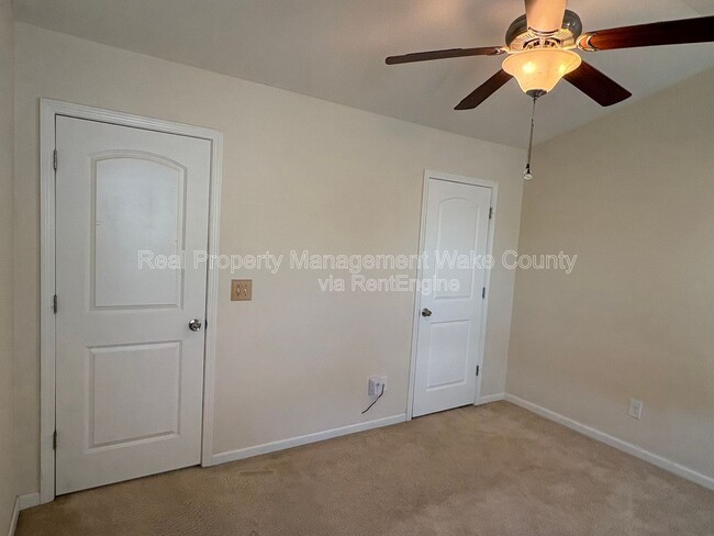 Building Photo - 1209 Sweetgrass St