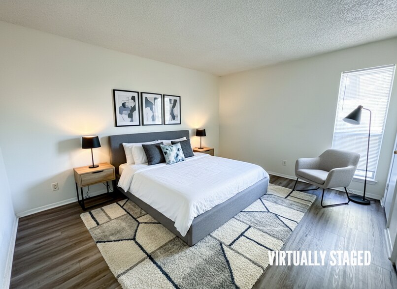 Building Photo - 1301 Willow Springs Rd