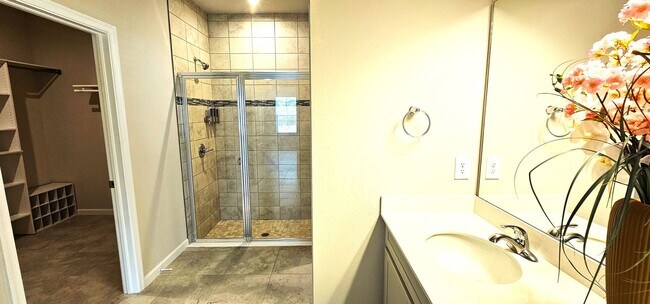 Building Photo - OOH-LA-LA ! Vero Beach Rentals. Vero Beach Rent, LLC and Property Management Company