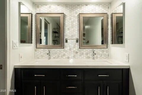 Building Photo - 13034 N 8th Ave