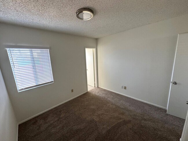 Building Photo - 132for