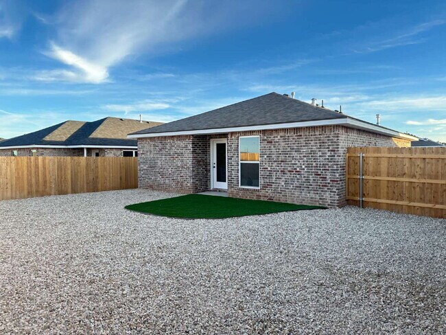 Building Photo - Peaceful, Low-Maintenance Living in Frenship ISD
