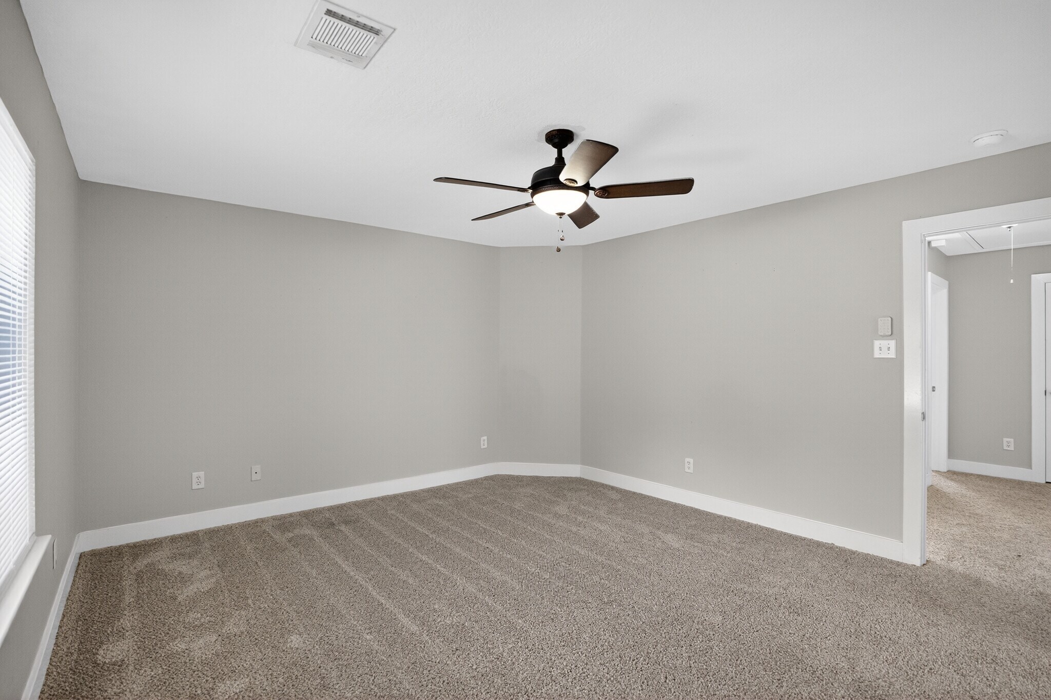 Building Photo - 18827 Atasca Oaks Dr