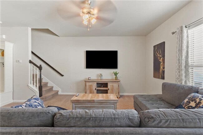 Building Photo - 157 Highland Pointe Cir E