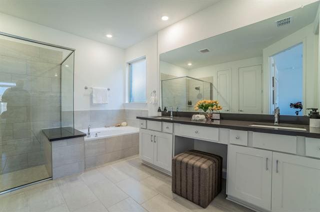 Building Photo - 1404 Huckleberry St