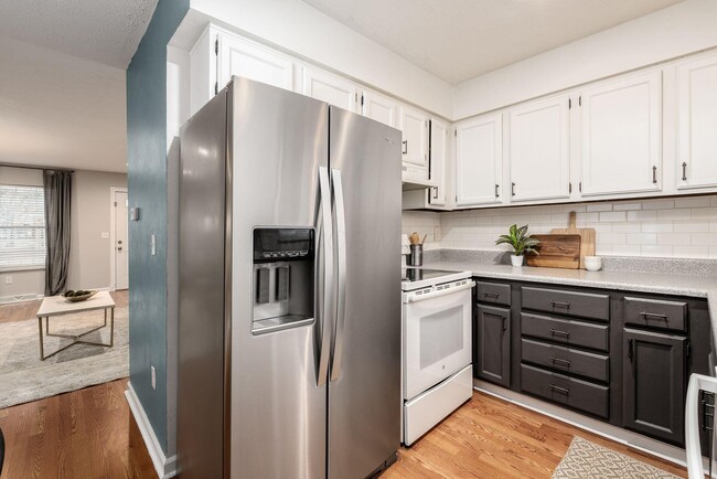 Building Photo - 1202 Worthington Woods Blvd