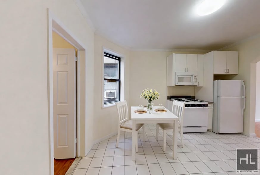 Building Photo - East 38th Street