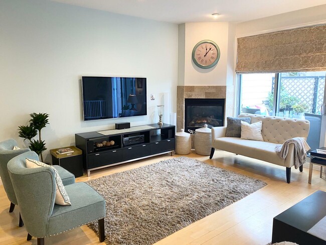 Building Photo - 525 Gough St