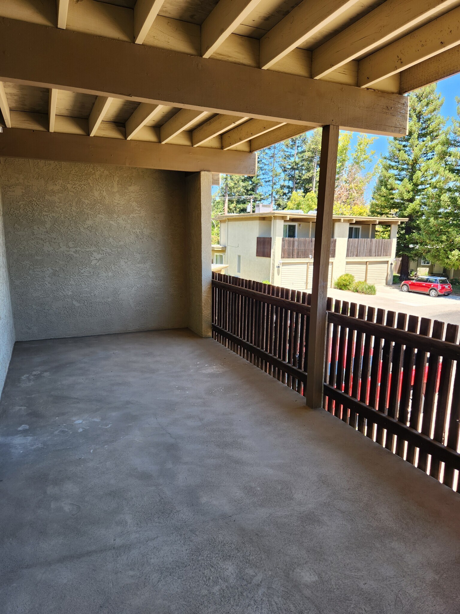 Building Photo - 6033 Leafwood Dr