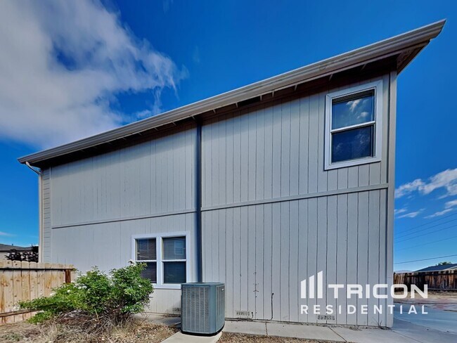 Building Photo - 9696 Canyon Meadows Drive Reno NV