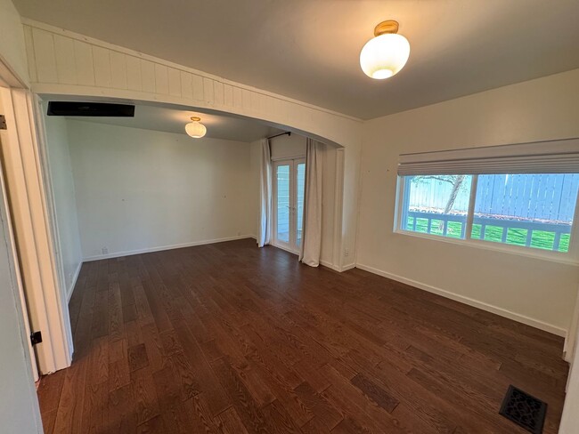 Building Photo - 3BR/2.5BA HOME UPDATED HOME available in A...