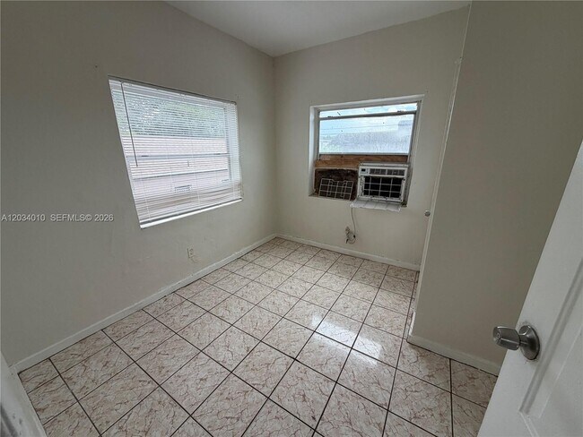 Building Photo - 1579 NW 68th St