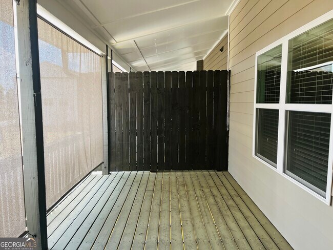 Building Photo - 33 Cobalt Ln