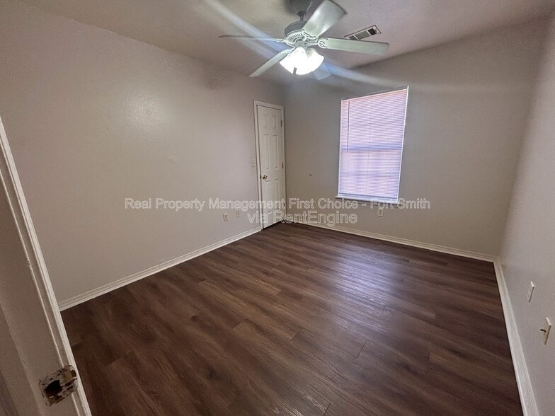 Building Photo - 1857 Brazil Ave