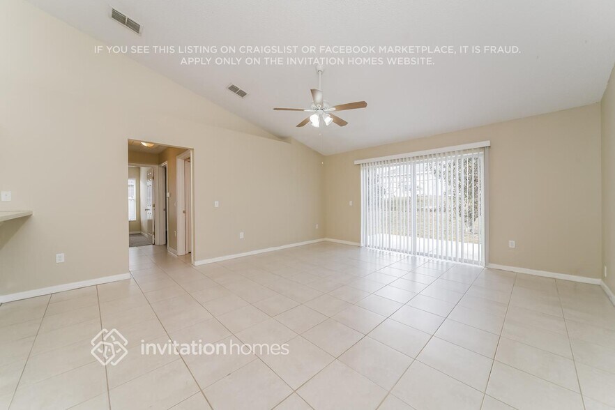 Building Photo - 307 Shad Way