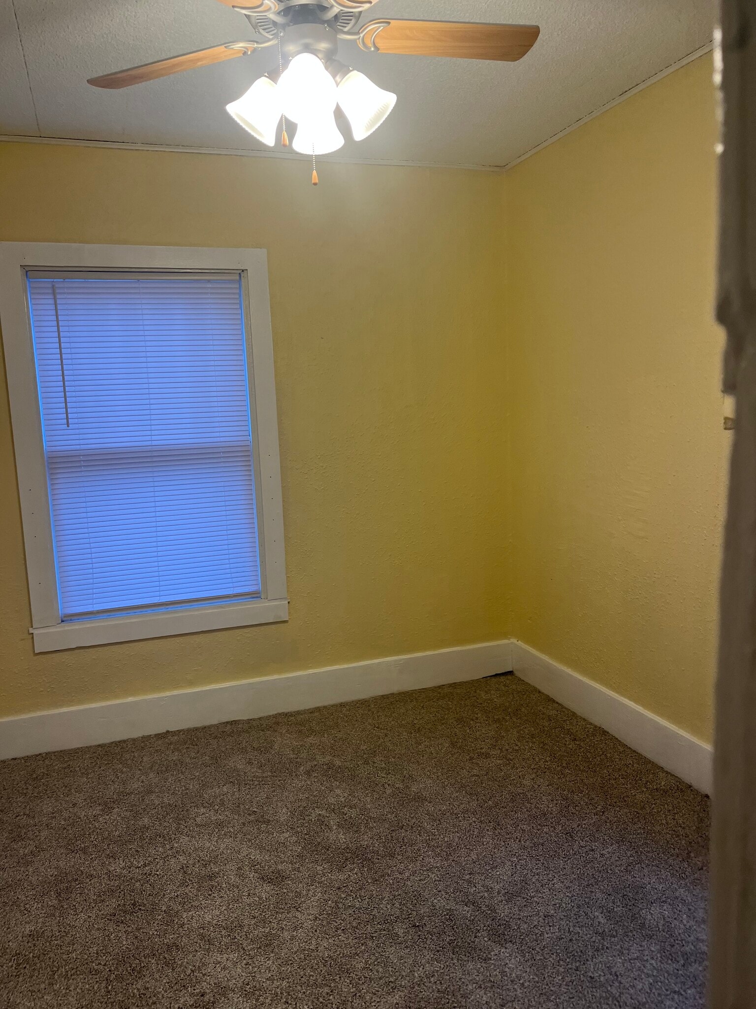 Building Photo - 412 Rafter St