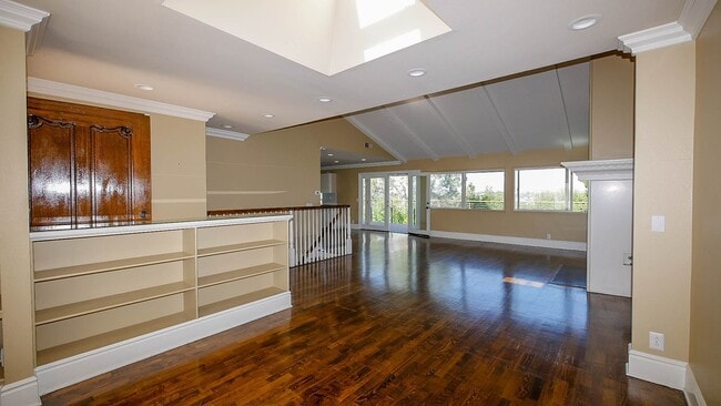Building Photo - OPEN HOUSE, SAT., AUG. 2nd from 12:30 - 1 pm