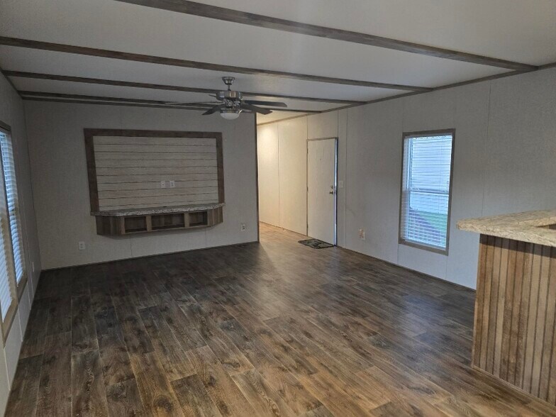 Building Photo - 24029 Cherokee Trace