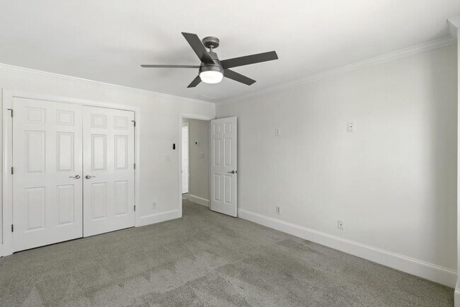 Building Photo - 78 Crumley St SE