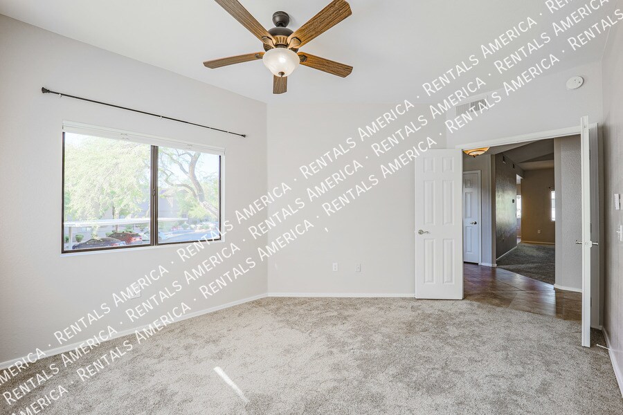 Building Photo - 15050 N Thompson Peak Pkwy