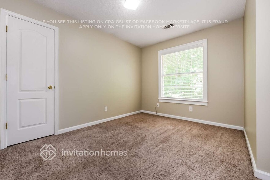 Building Photo - 148 Emerald Ln