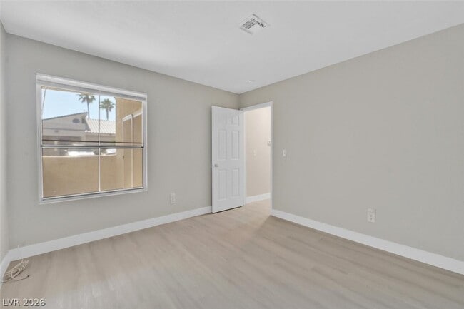 Building Photo - 6250 W Flamingo Rd