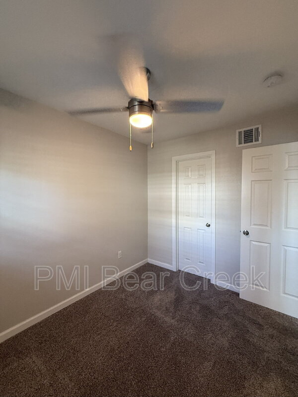 Building Photo - 1824 Thonig Rd