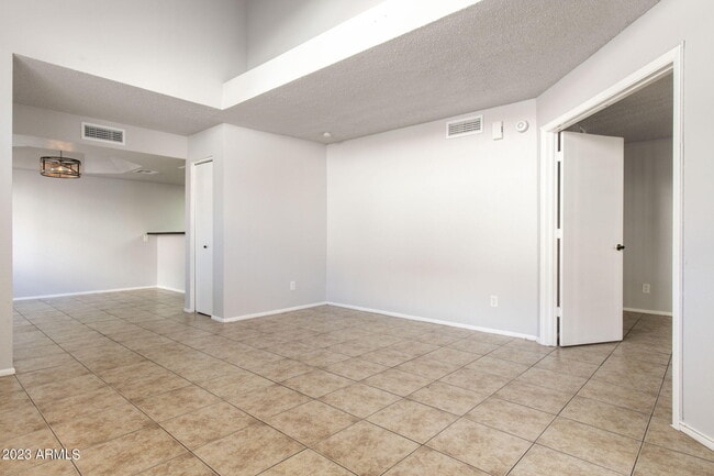 Building Photo - 4545 N 67th Ave