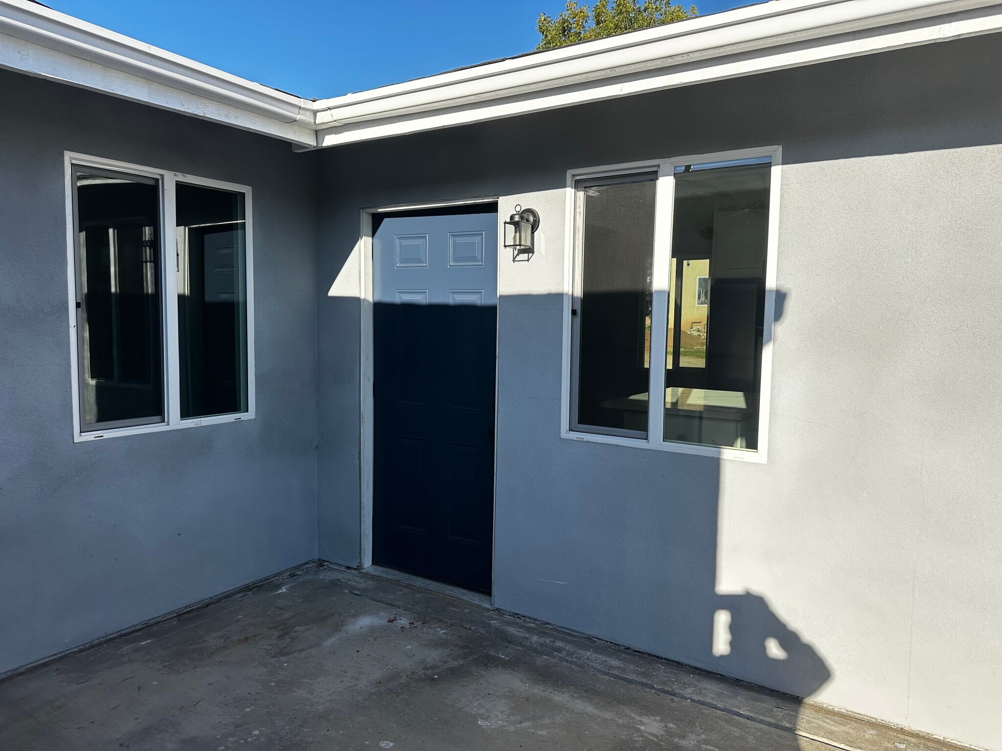 Building Photo - 1720 S Maple St