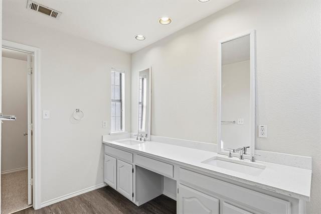 Building Photo - 5100 Verde Valley Ln