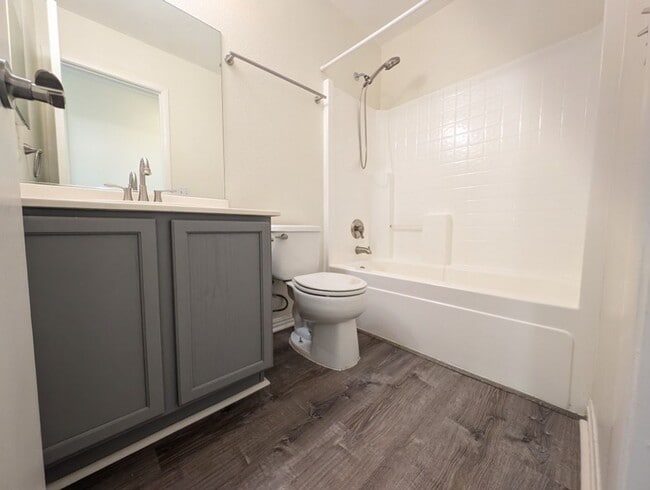 Building Photo - 4622 English Lavender Ave