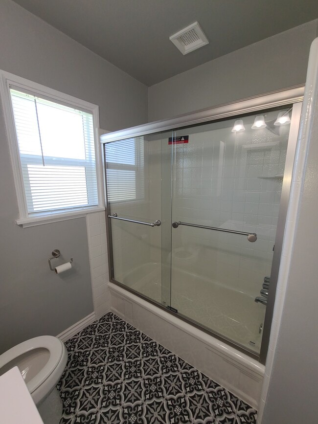 Bathroom (continued) - 2630 E 221st St