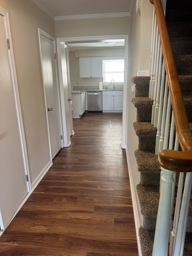 Building Photo - 1017 Baccharis Dr