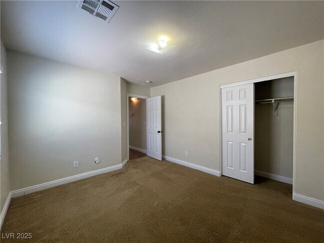 Building Photo - 6224 Dara St