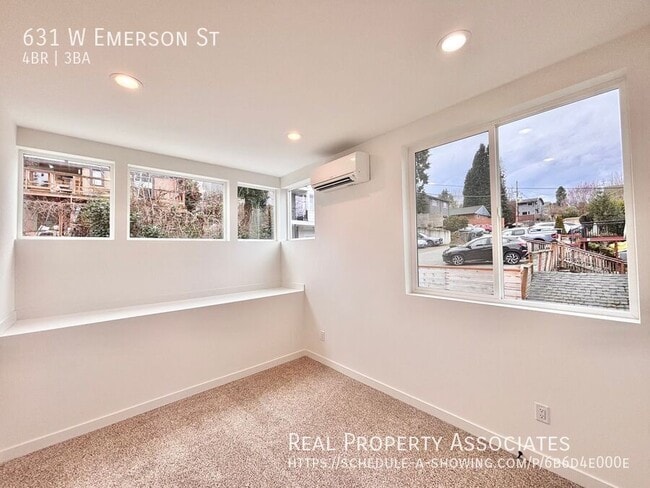 Building Photo - 631 W Emerson St