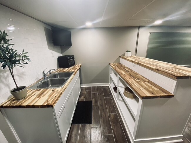 Building Photo - 4105 60th St