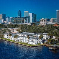 Building Photo - River Road