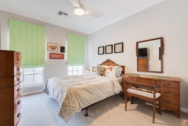 Building Photo - 1504 W 23rd St