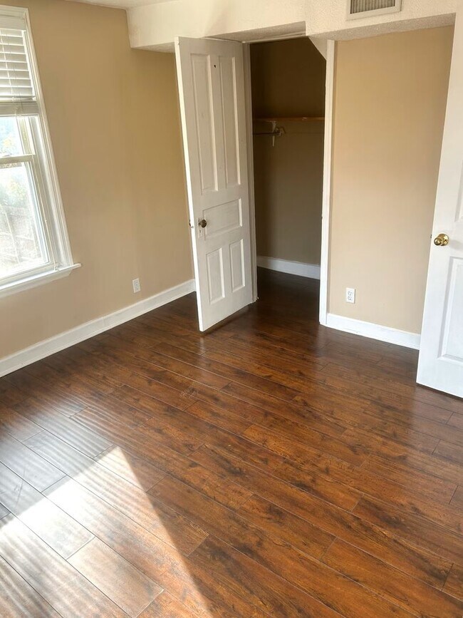 Building Photo - 1719 William Howard Taft Rd