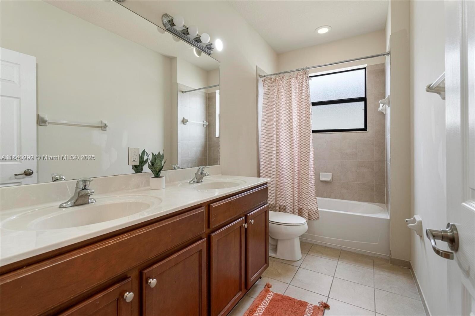 Building Photo - 9329 SW 227th Ter