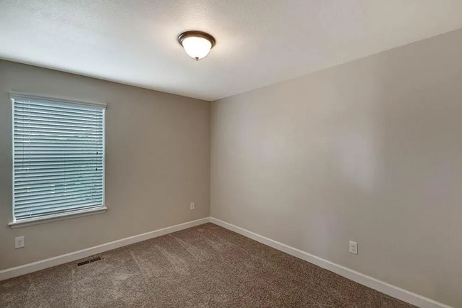 Building Photo - 1381 14th Ave