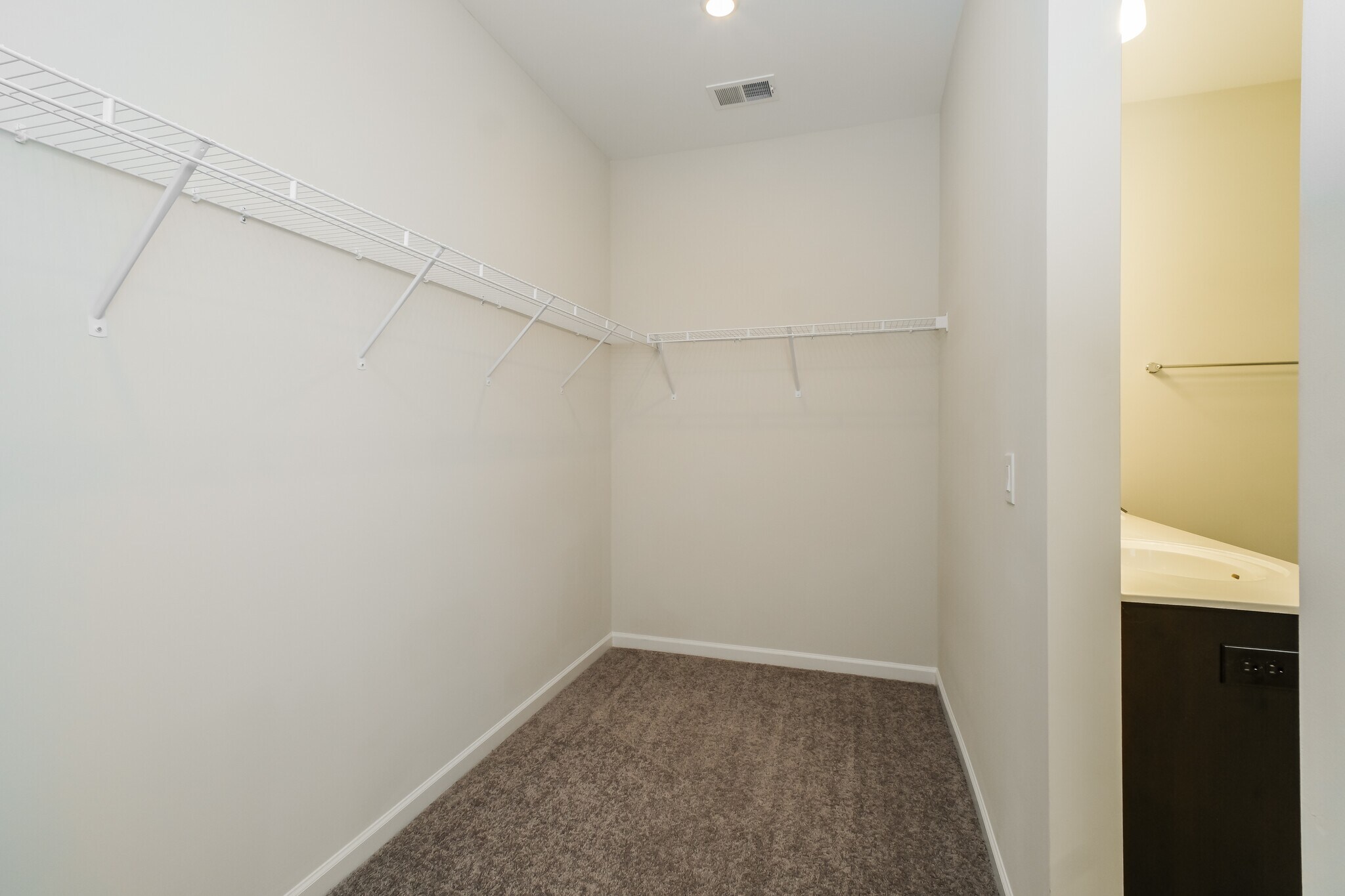 Building Photo - 4877 Wyndcrest Loop