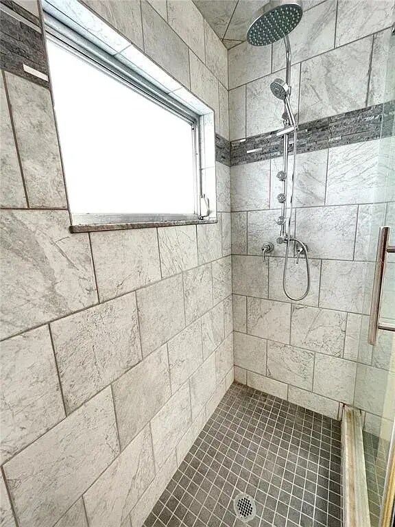 Building Photo - 1806 Ironwood Ct W