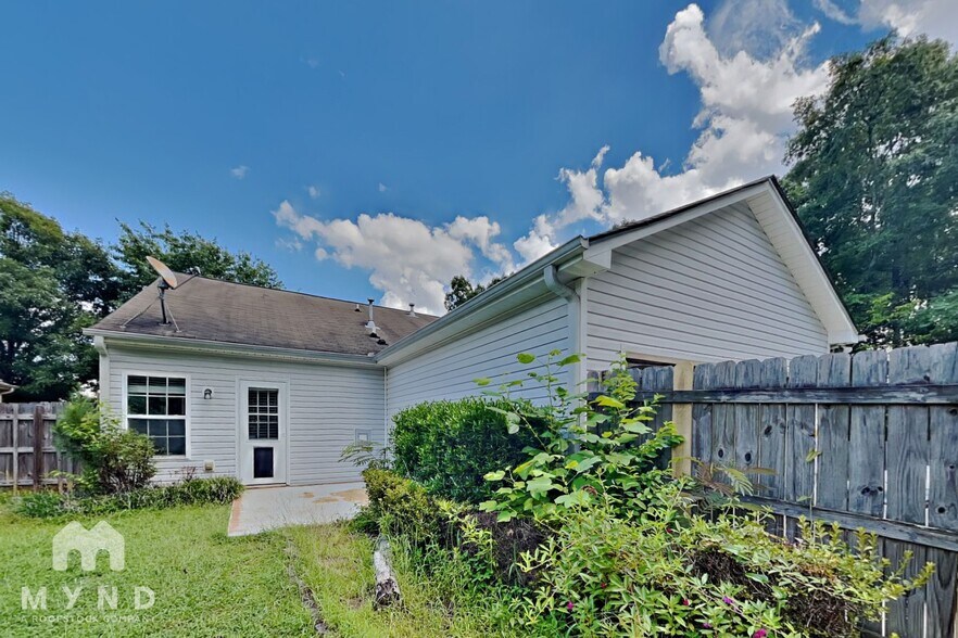 Building Photo - 1297 Winwood Dr