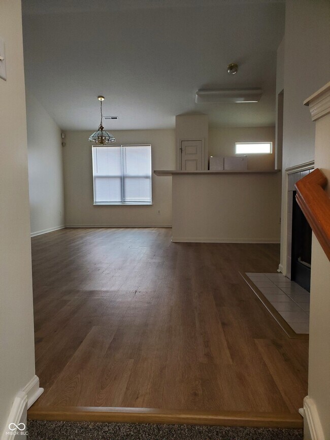 Building Photo - 4950 Potomac Square Way