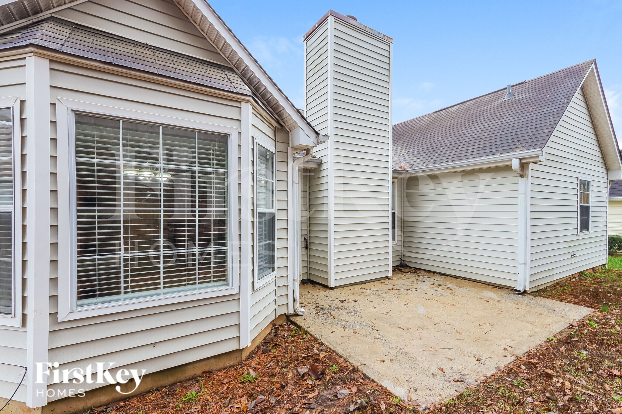 Building Photo - 5901 Green Meadow Way