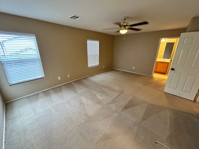Building Photo - Charming 3 Bed/3Bath/1Car 2-Story Home nestled in this comfortable northwest community in Walnut ...