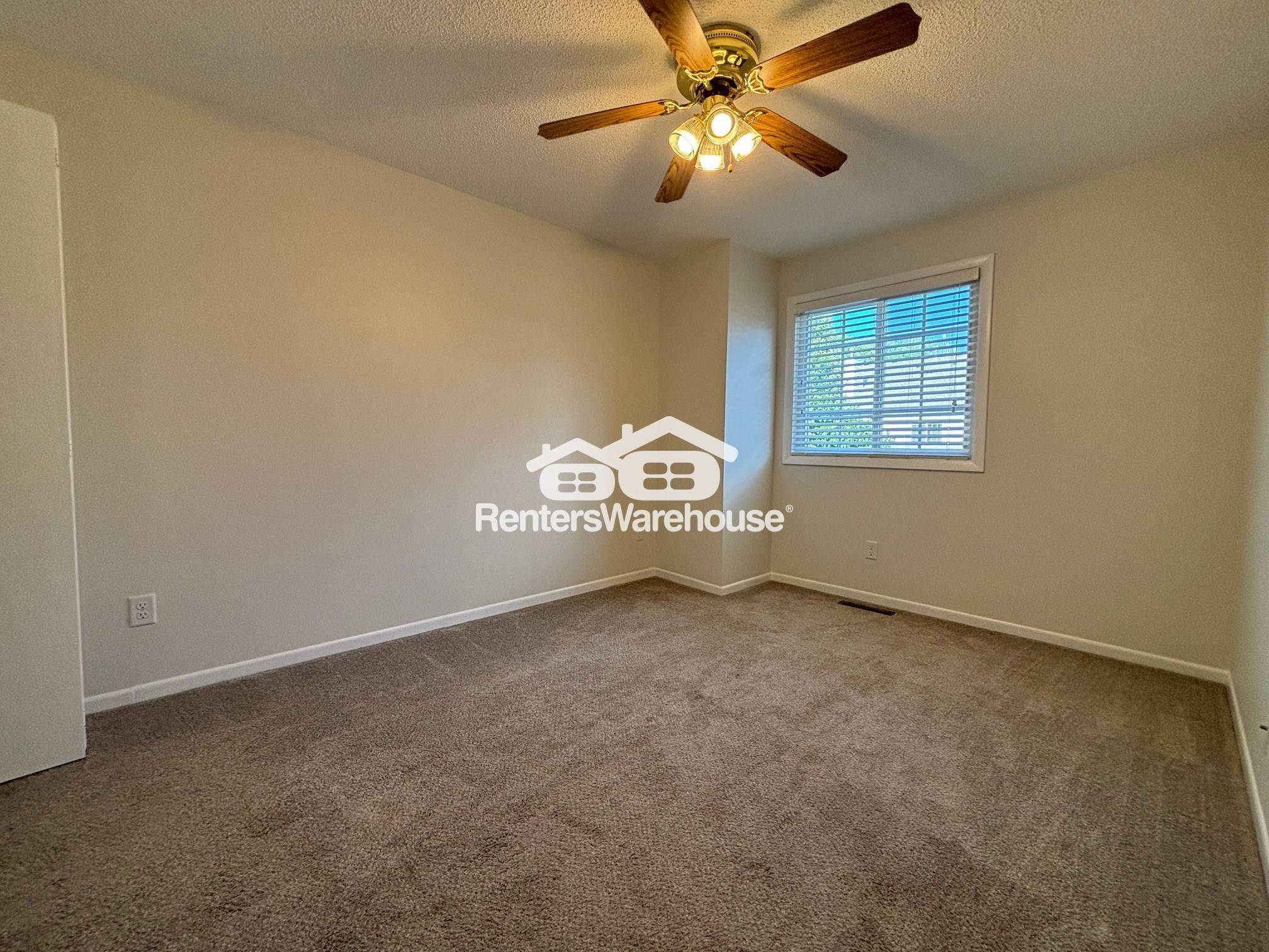 Building Photo - 12881 Echo Ln